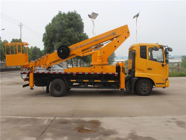 國(guó)六小天錦26米高空作業(yè)車(chē)